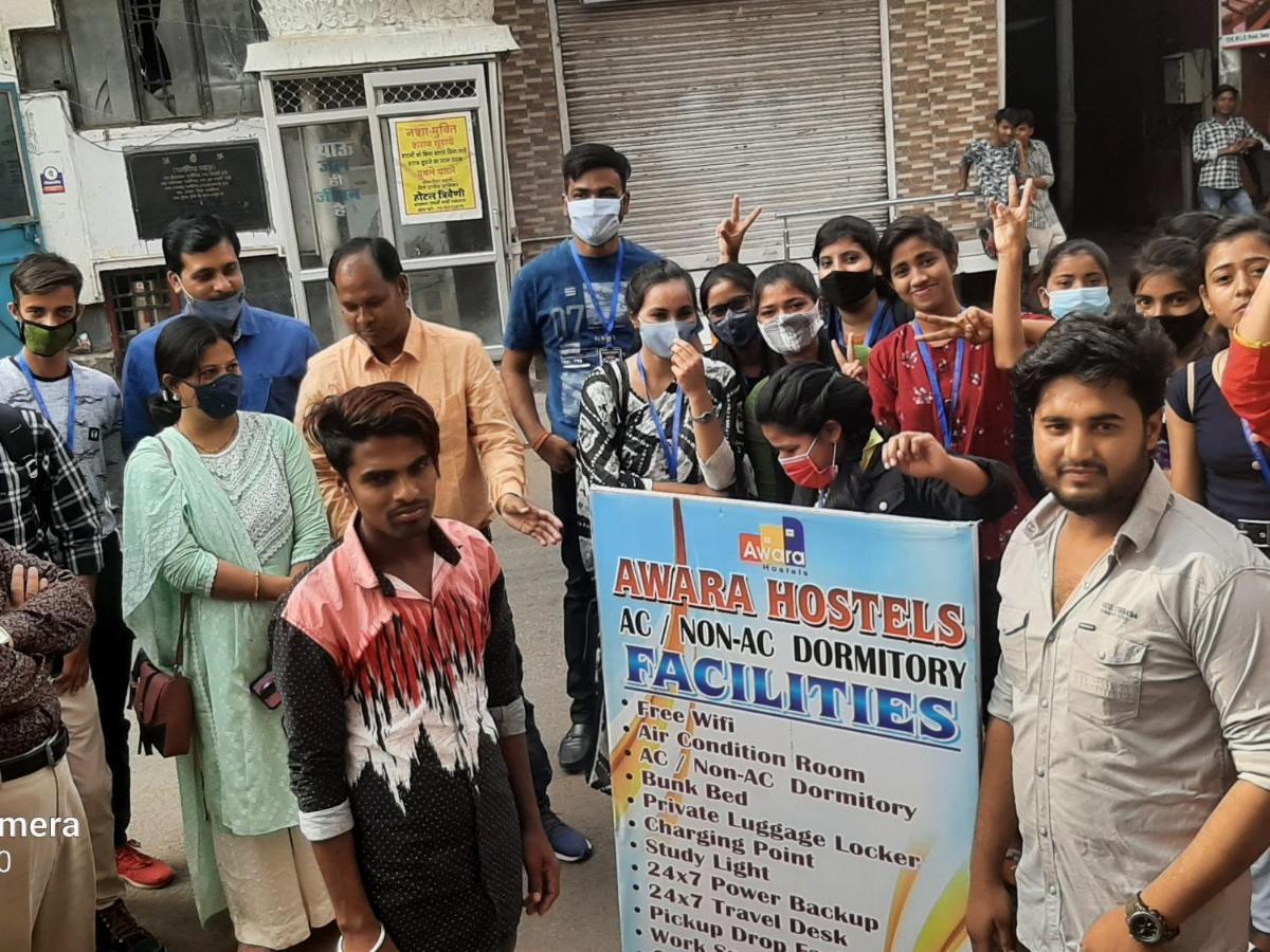 Hostel Awara Hostels & *