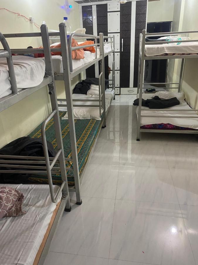 Awara Hostels & Hostel